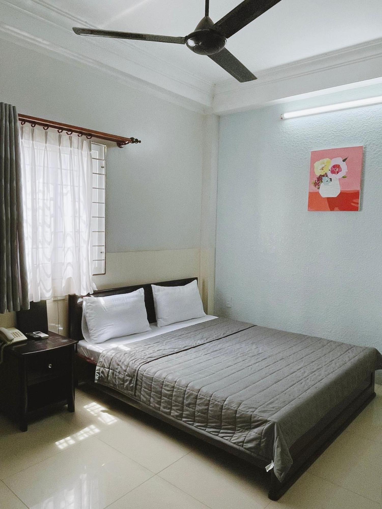 Phuong Nam Hotel An Giang Long Xuyên Esterno foto