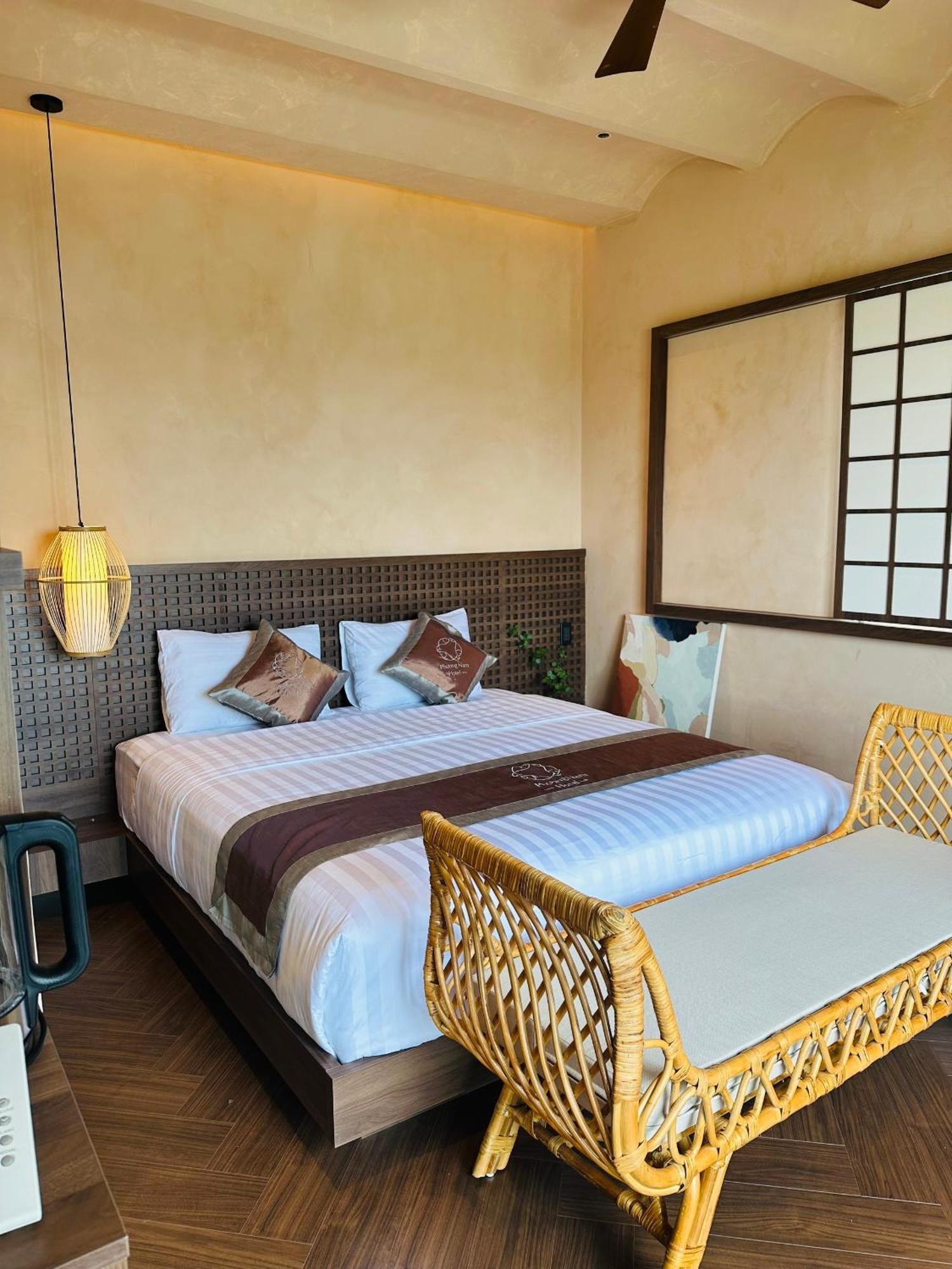 Phuong Nam Hotel An Giang Long Xuyên Esterno foto
